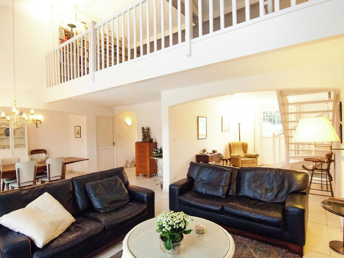 Classy Villa in Ecuras-Rouzède with Private Garden