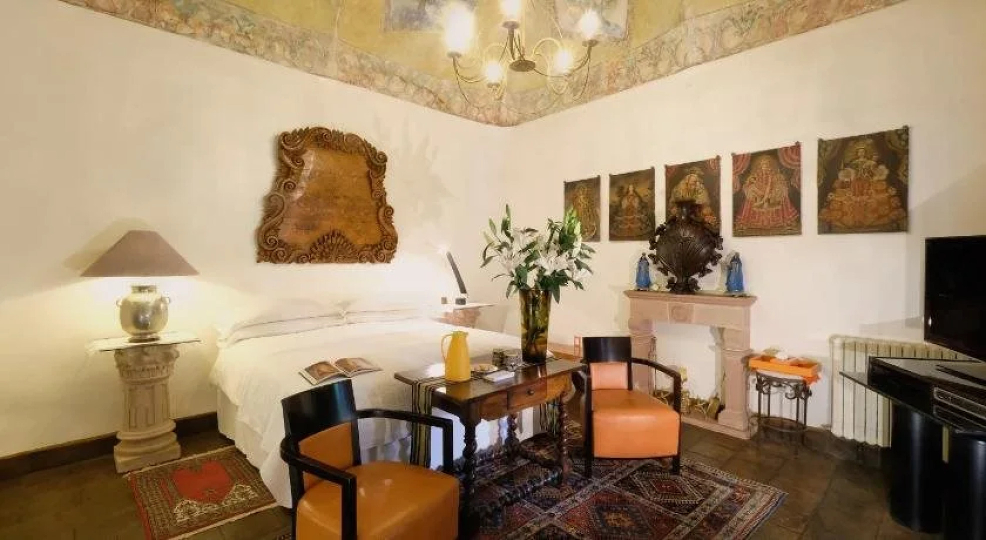 Casa de la Real Aduana Boutique Hotel