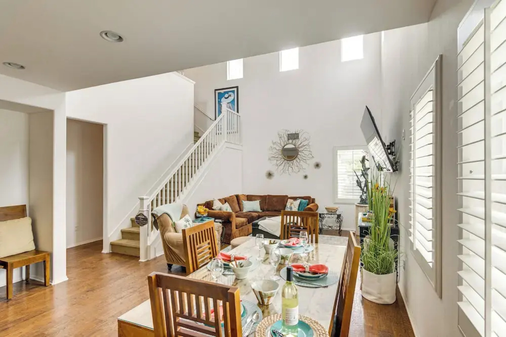 Walk to Beach: Luxe San Buenaventura Villa!