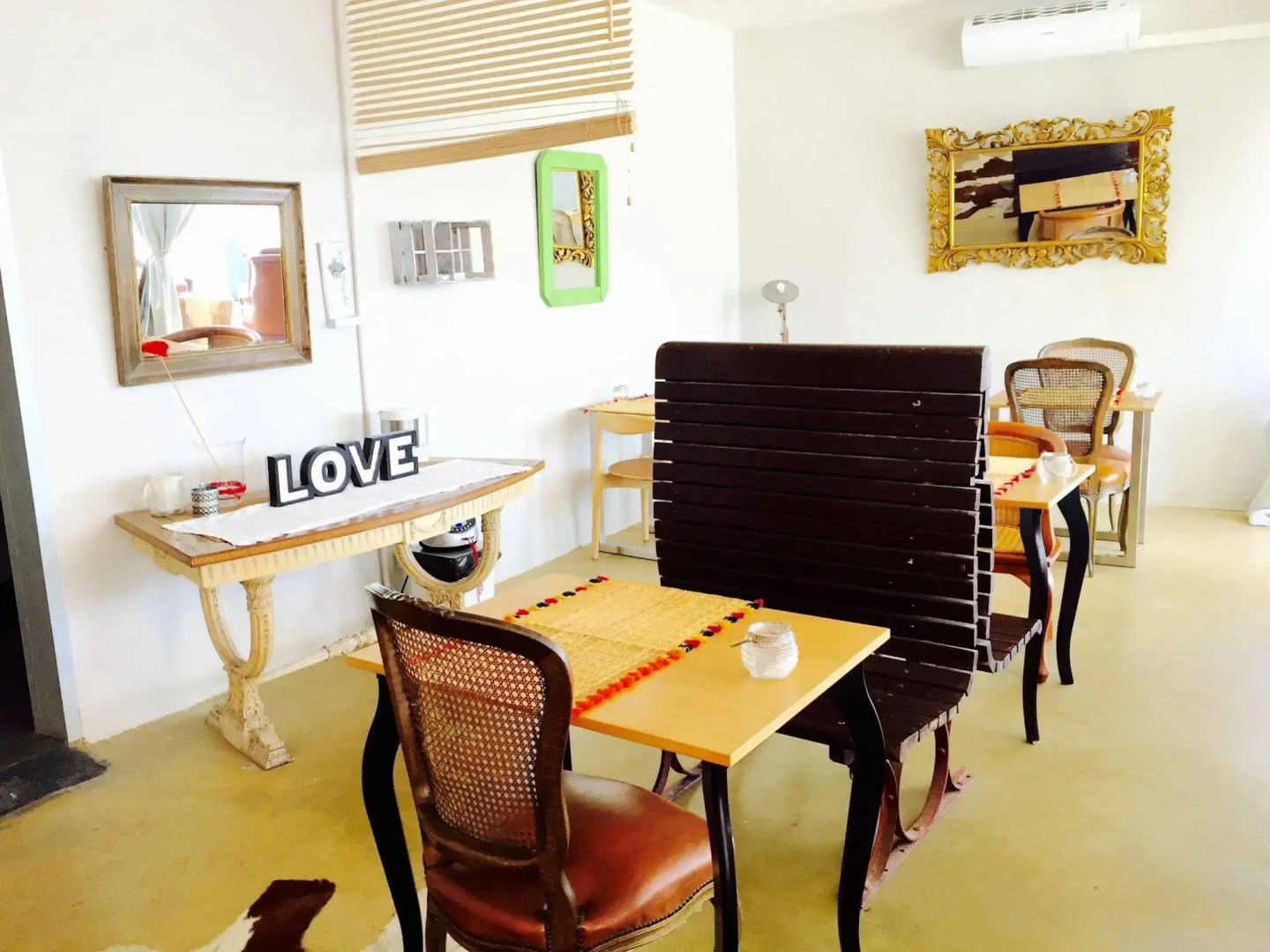 Les Suites - Adults Only