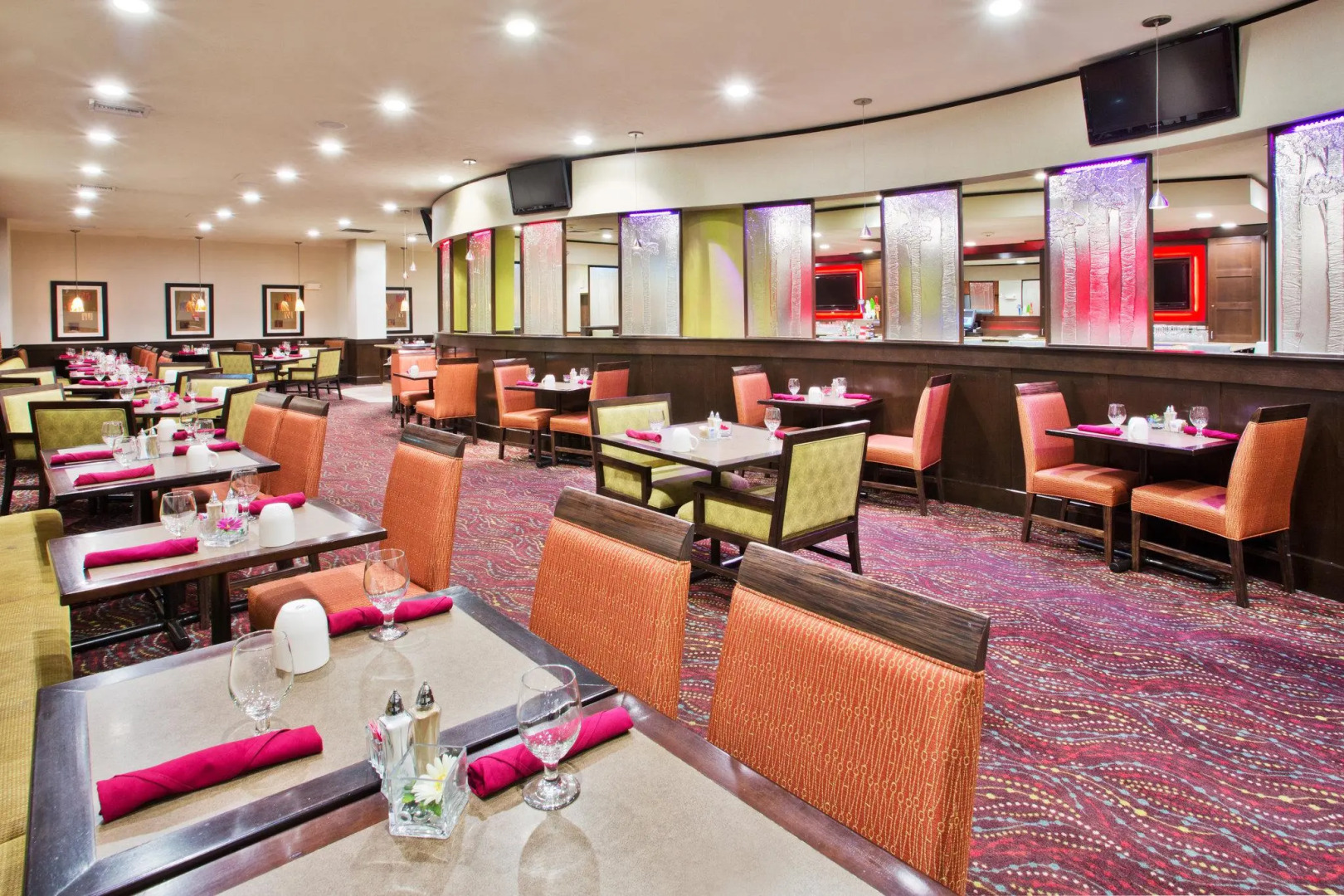 Crowne Plaza Anchorage Midtown by IHG