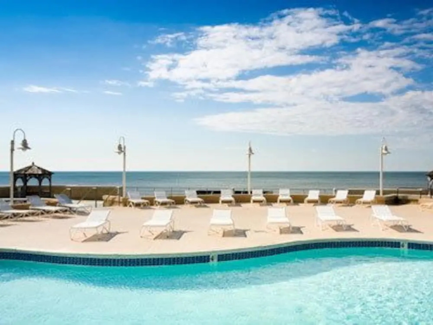 Atlantic Palace Suites