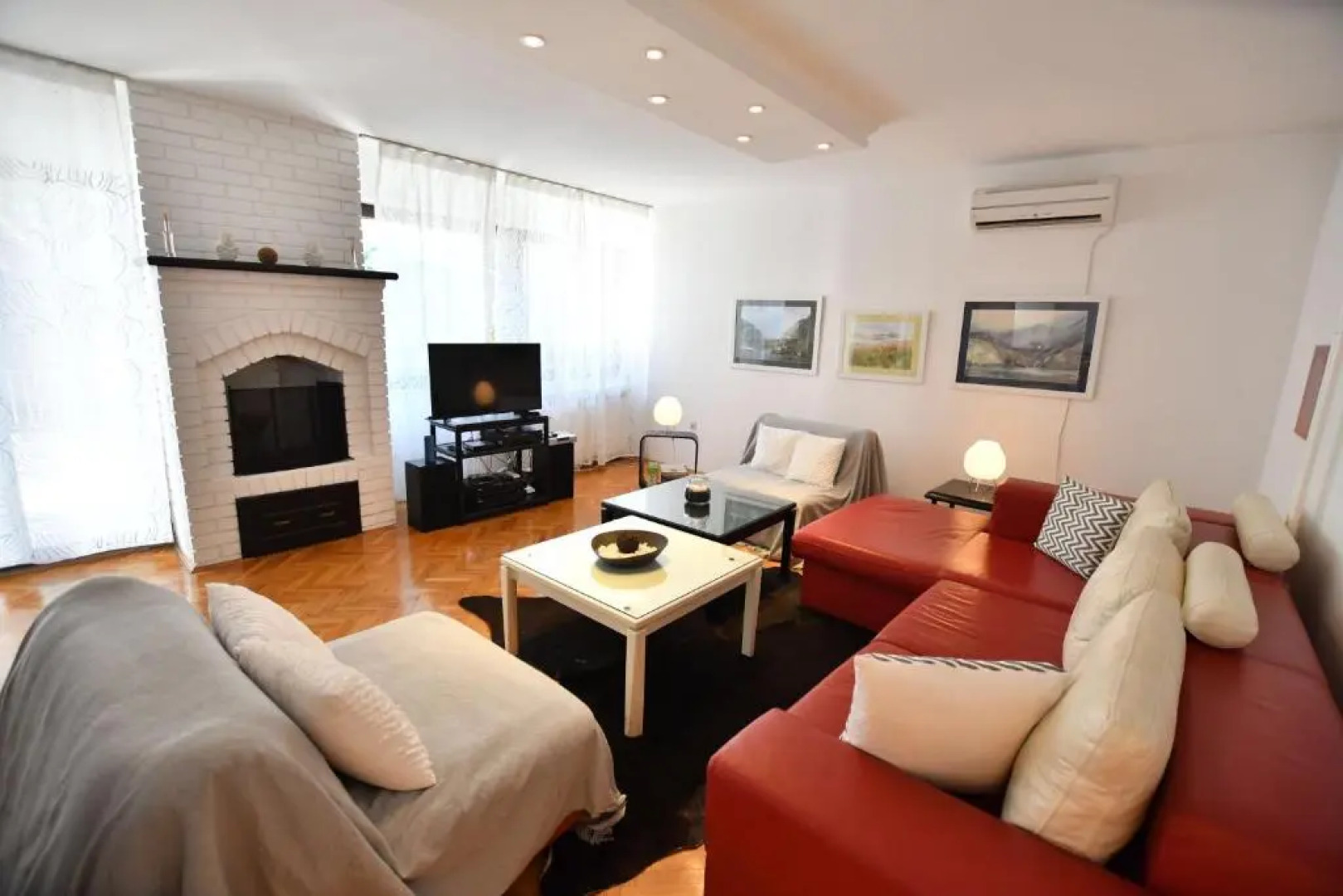 Villa Mina Kladovo, entire charming house with 5 bedrooms