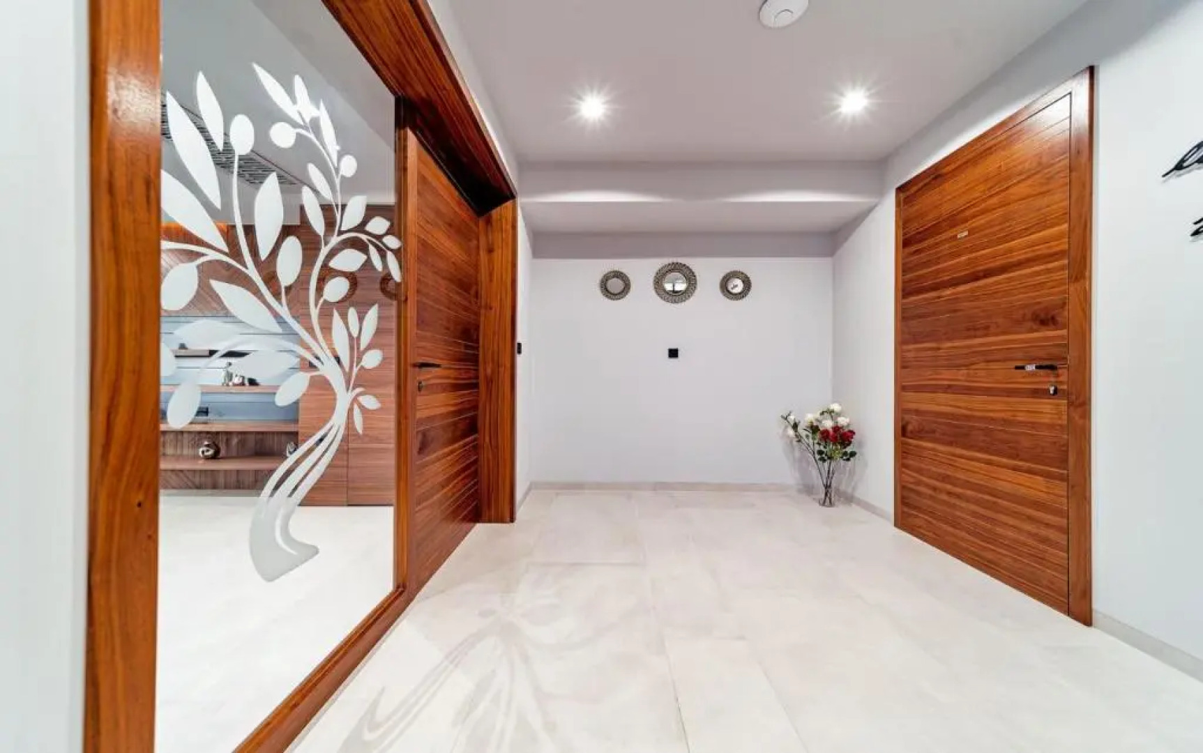 Luxury Villa Delight I Promajna with pool, gym, sauna and jacuzzi
