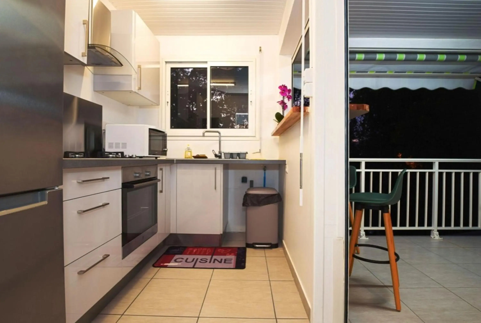 Appartement d'une chambre avec vue sur la mer piscine partagee et balcon a Fort de France a 4 km de la plage
