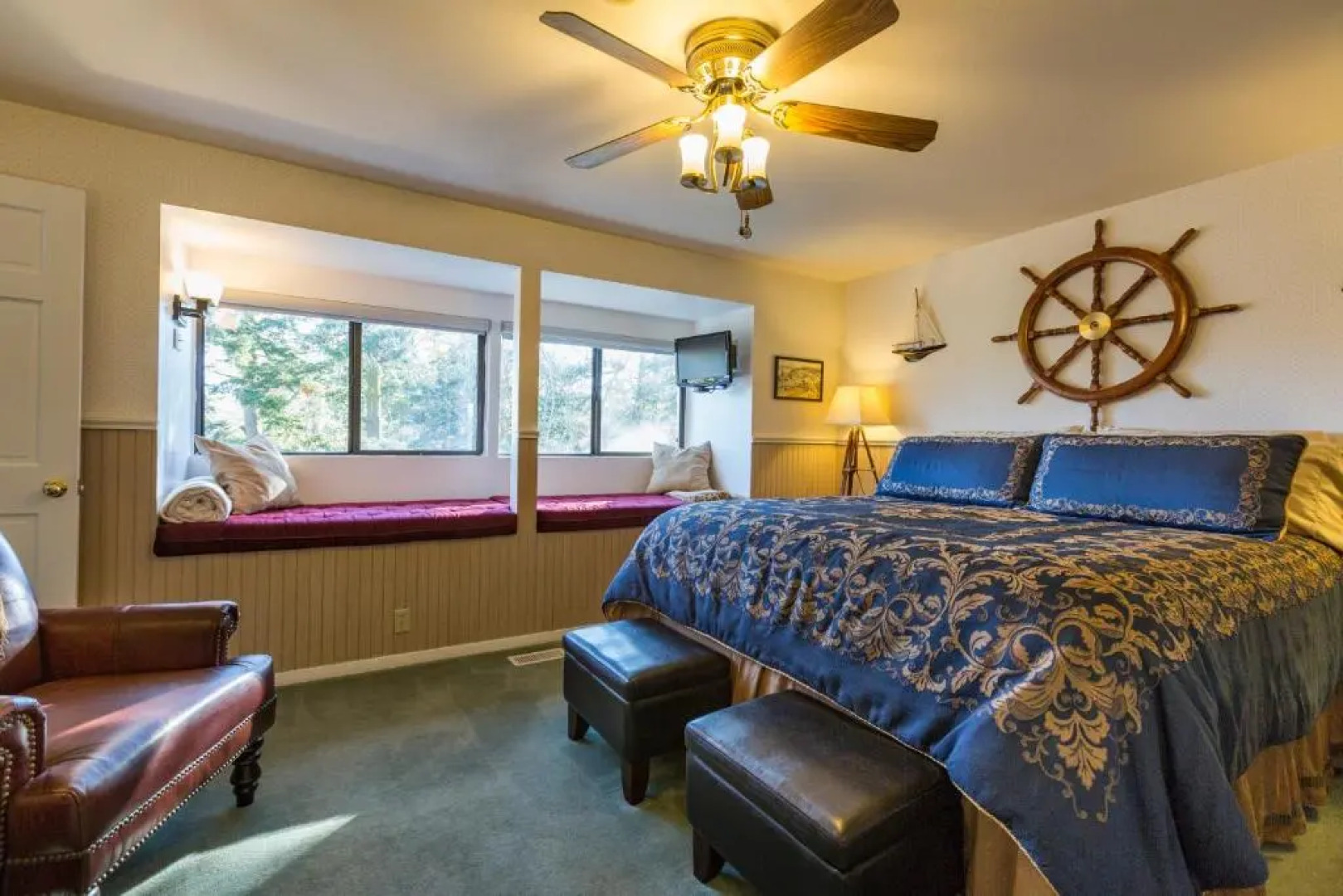 Hillside House Bed and Breakfast