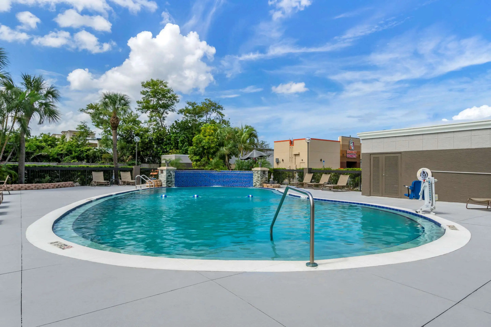 Comfort Inn & Suites St. Pete - Clearwater International Airport