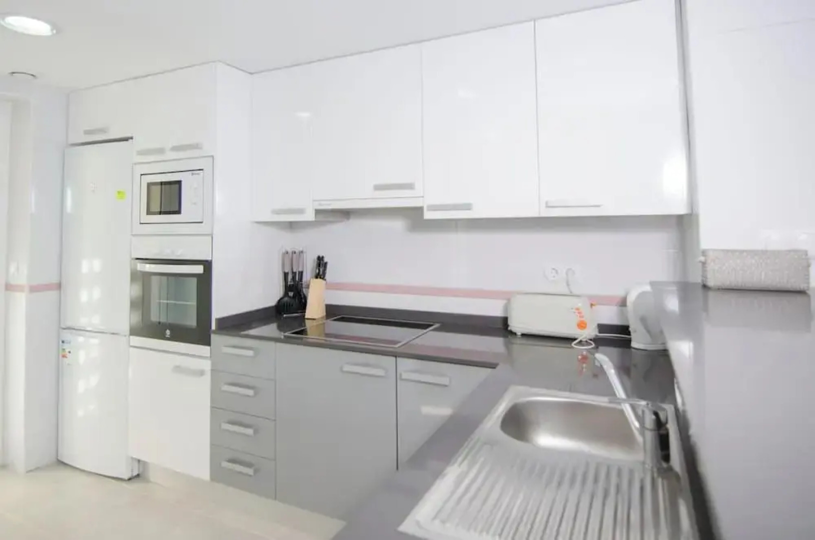 Novabeach Apartments - Marholidays