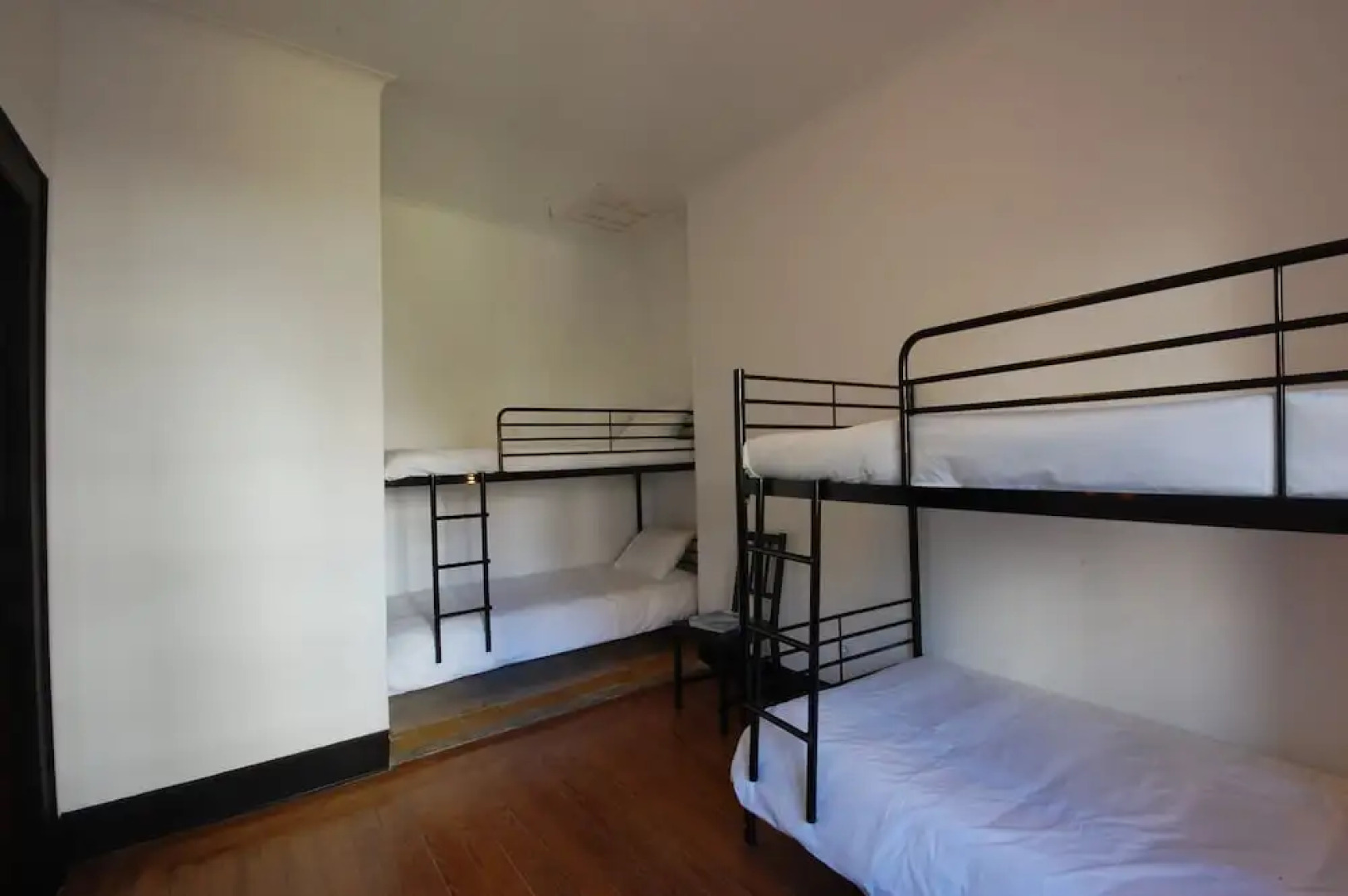 Surfivor Porto Surf Hostel