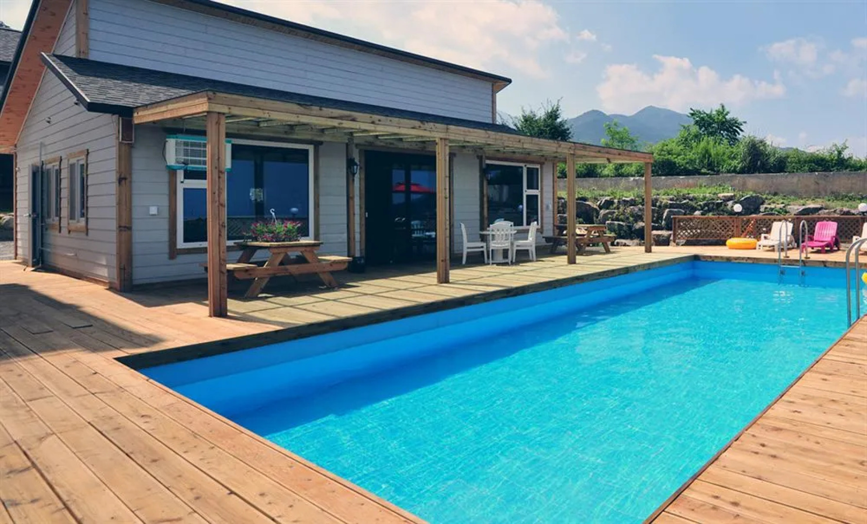 Yangyang Monti Pet Spa Pension