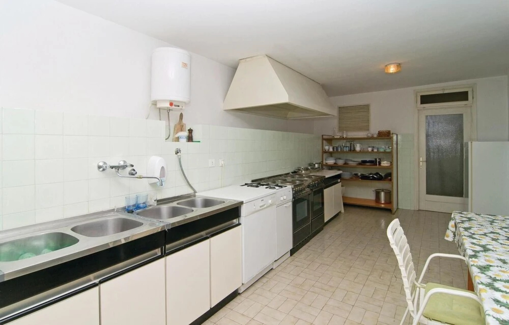 Beautiful Apartment in Krilo Jesenice With 3 Bedrooms