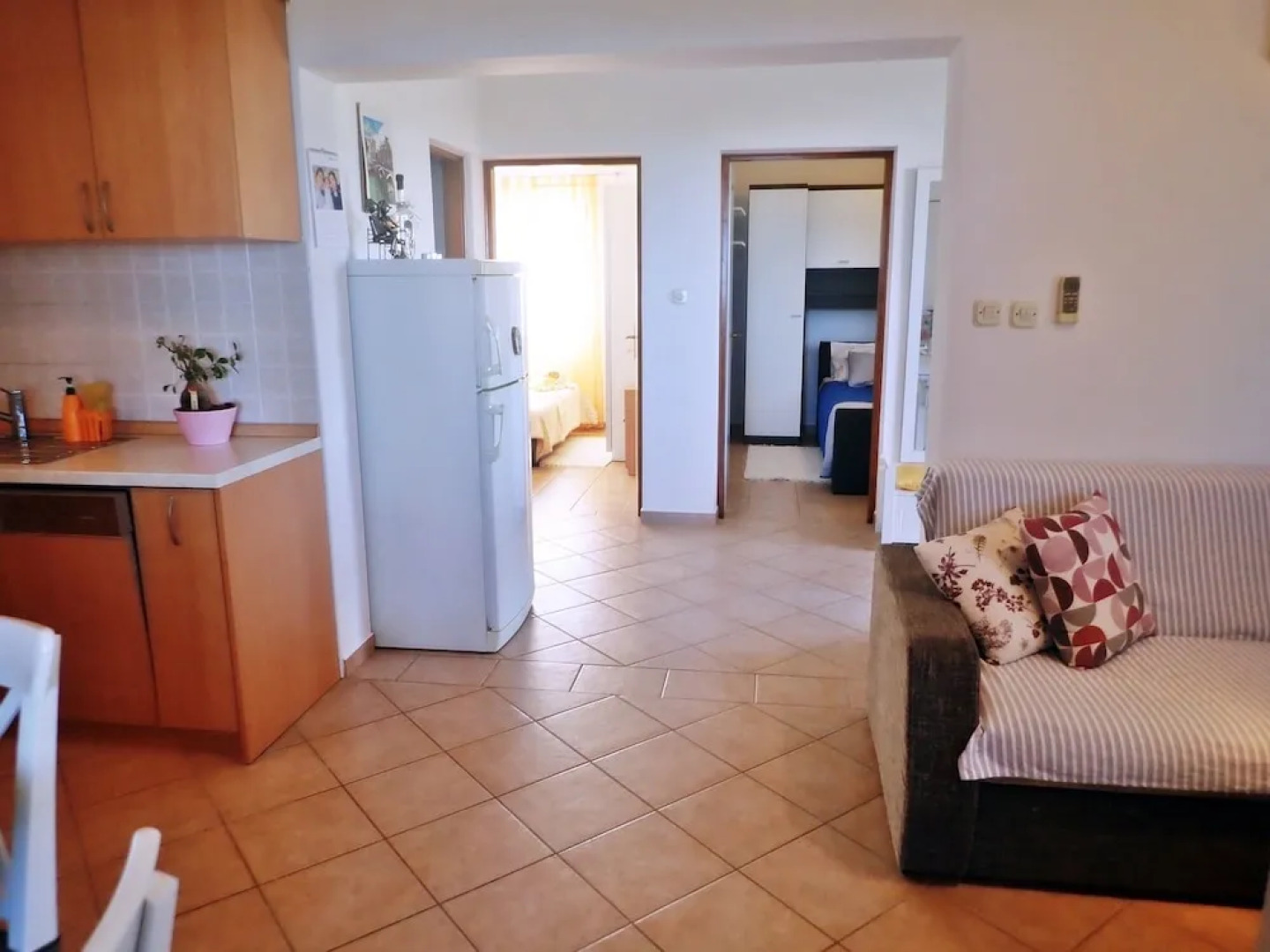 Apartment Boreas-with Panoramic View to the sea and Velebit