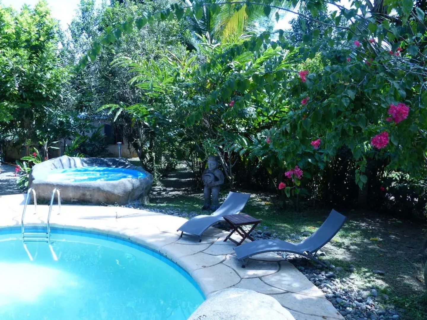 Le Colibri Rouge Hotel Cabinas