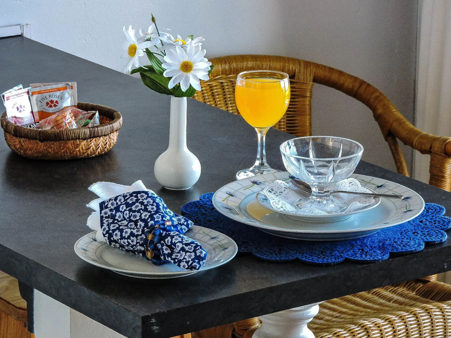 Amzee Bokmakierie Guest House