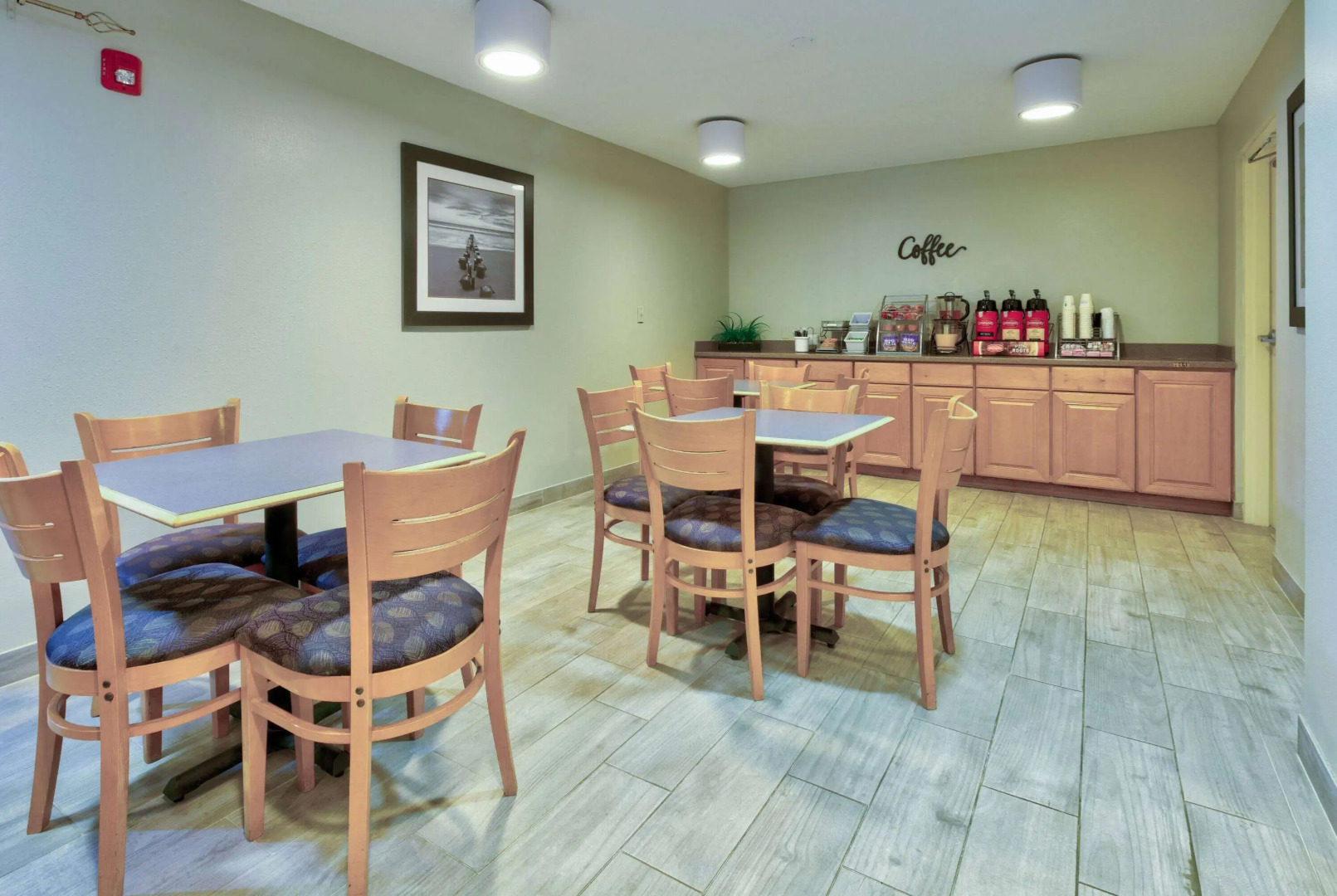 Super 8 by Wyndham Diberville Biloxi Area