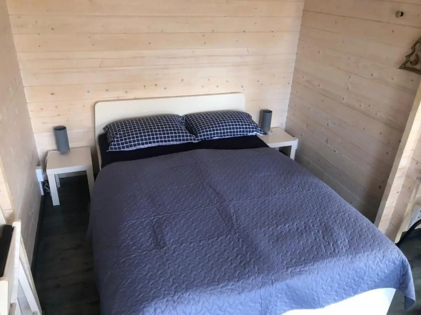 WOMOCAMP Holzhütte 1