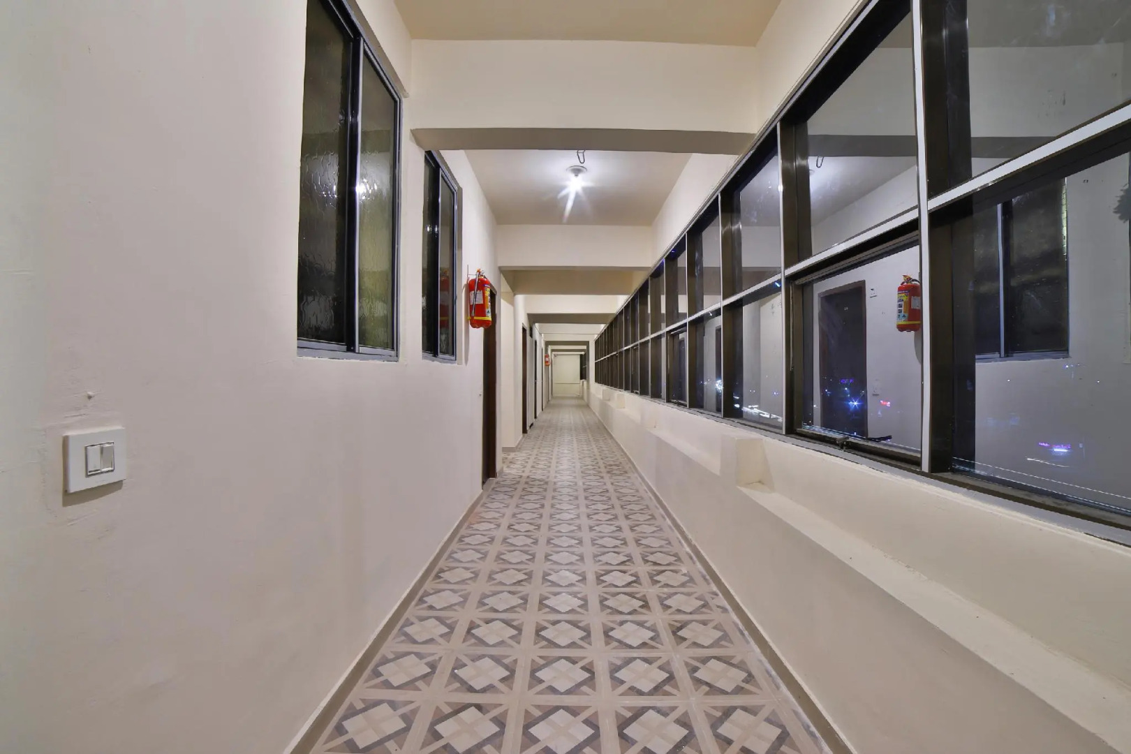 OYO 28070 Welcome Hotel And Guest House