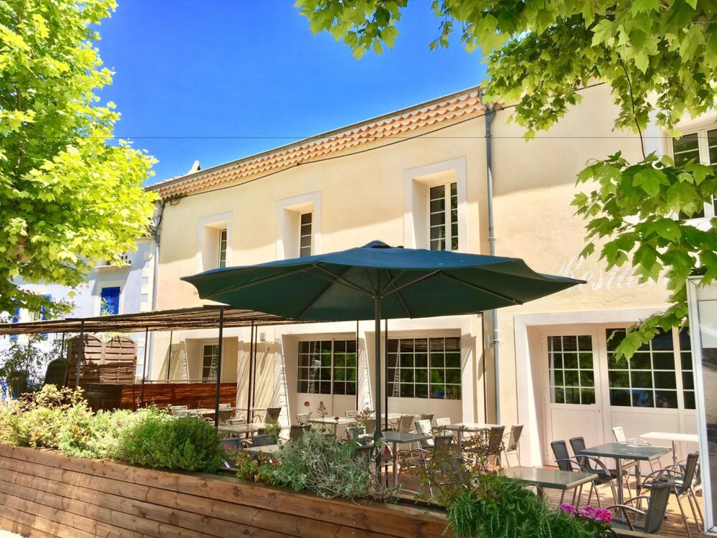 Hôtel Restaurant le Champ de Mars