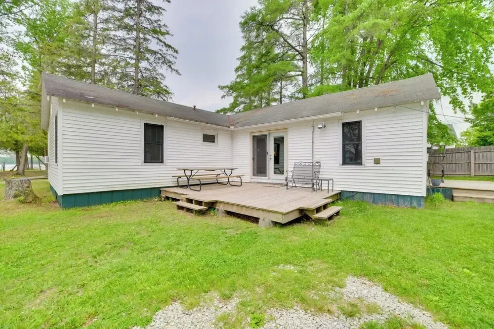 Steps to Lake: Cedarville Cabin w/ Community Perks