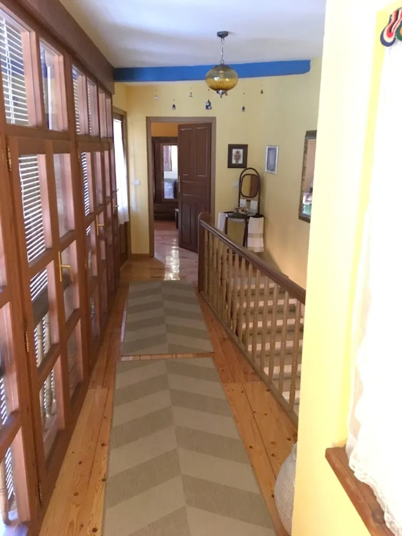 House With 4 Bedrooms in Veguellina de Órbigo, With Furnished Terrace