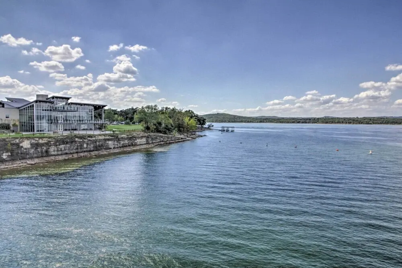 Pet-friendly Home w/ Yard: 9 Mi to Table Rock Lake