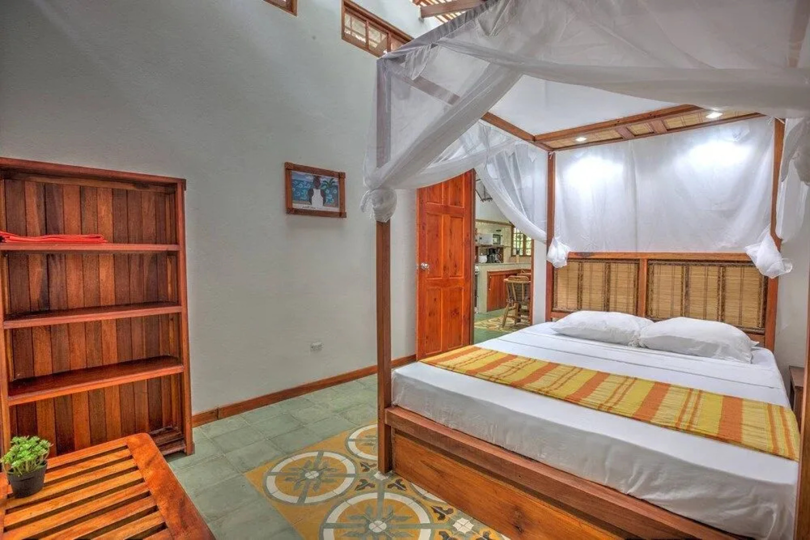 Villa 4 - Amazing 2 Bed Villa - Private Garden