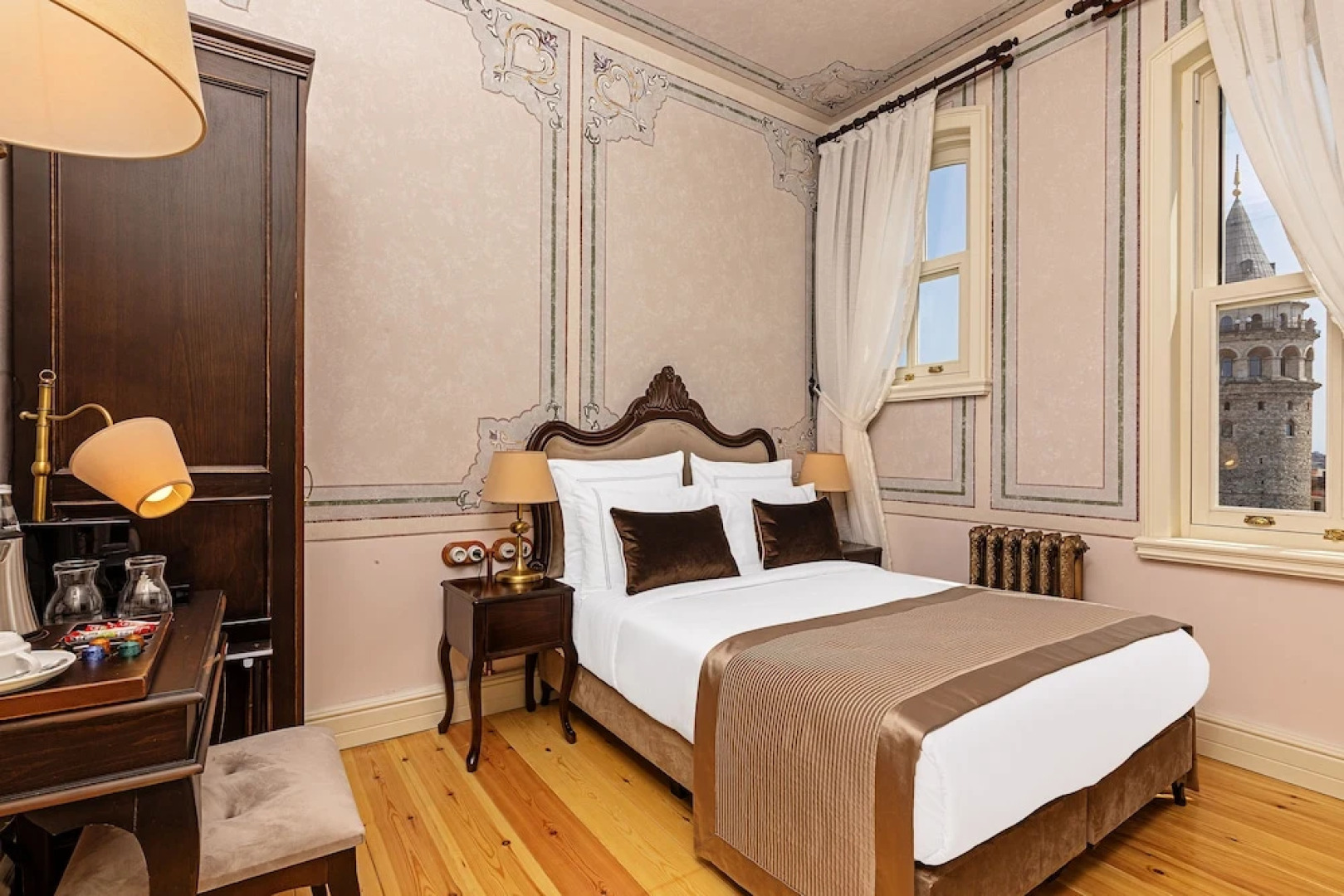 Meroddi Barnathan Hotel