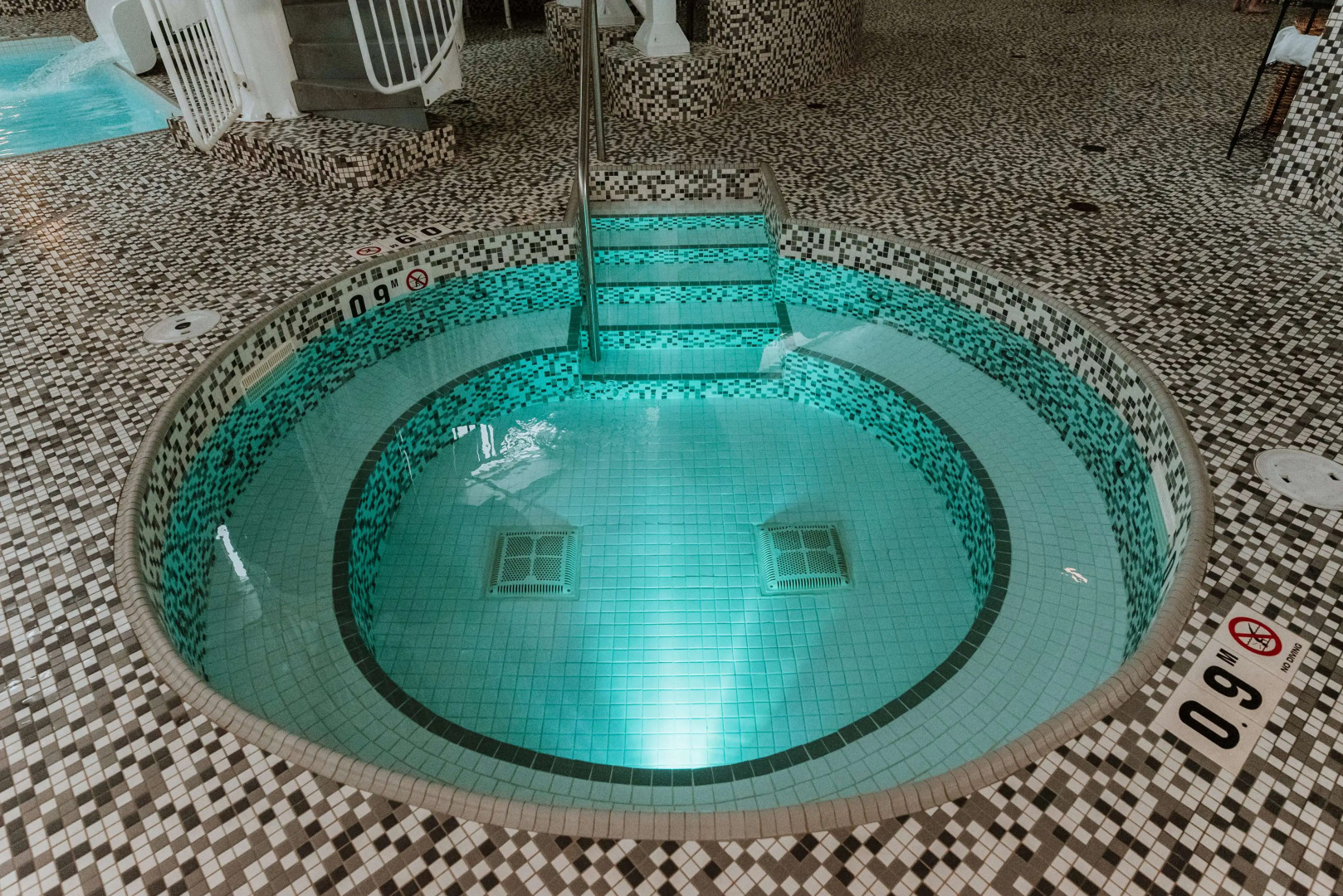 Coast Nisku Inn & Conference Centre