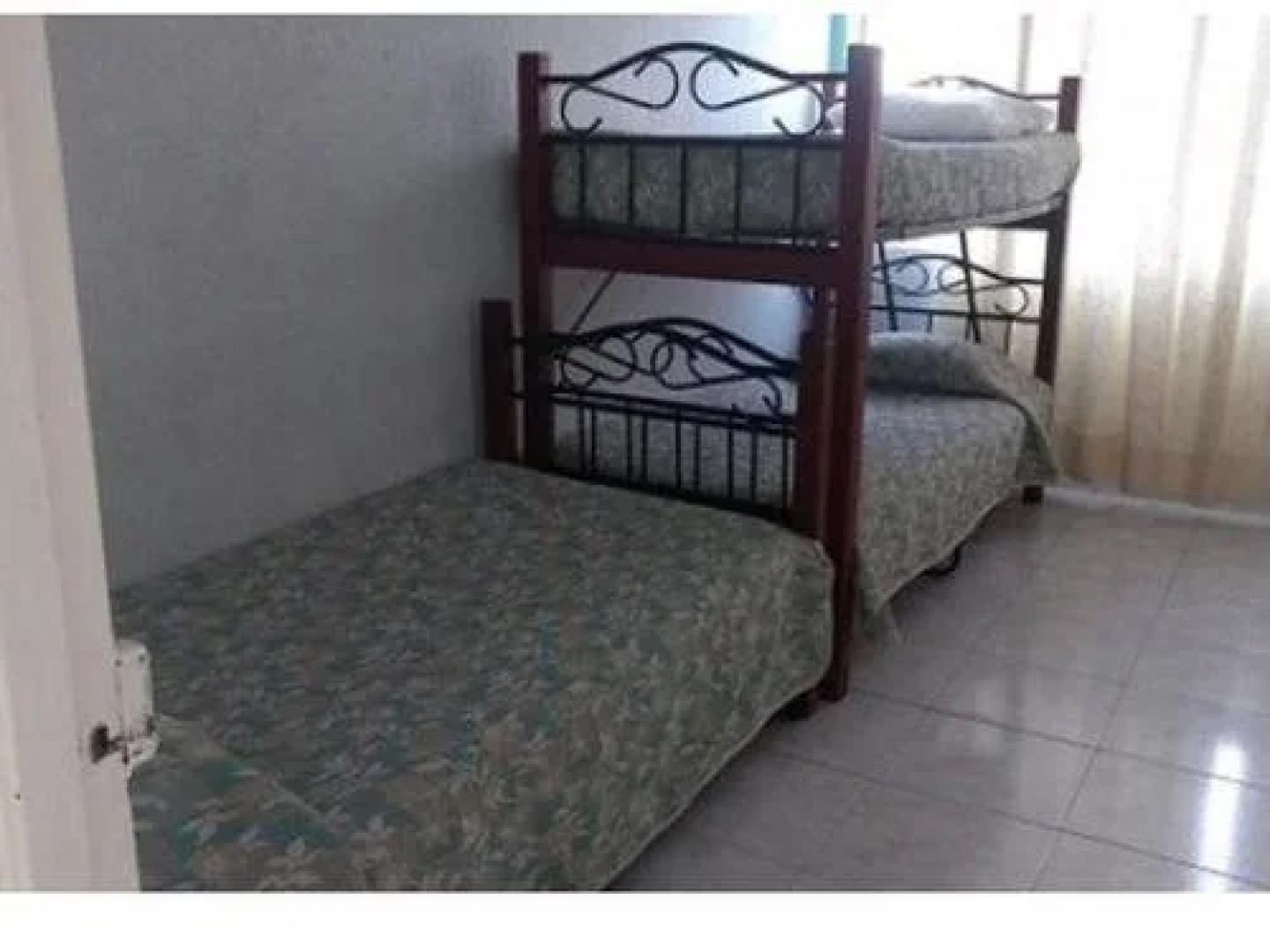 Hostal Casa Amarilla - Hostel