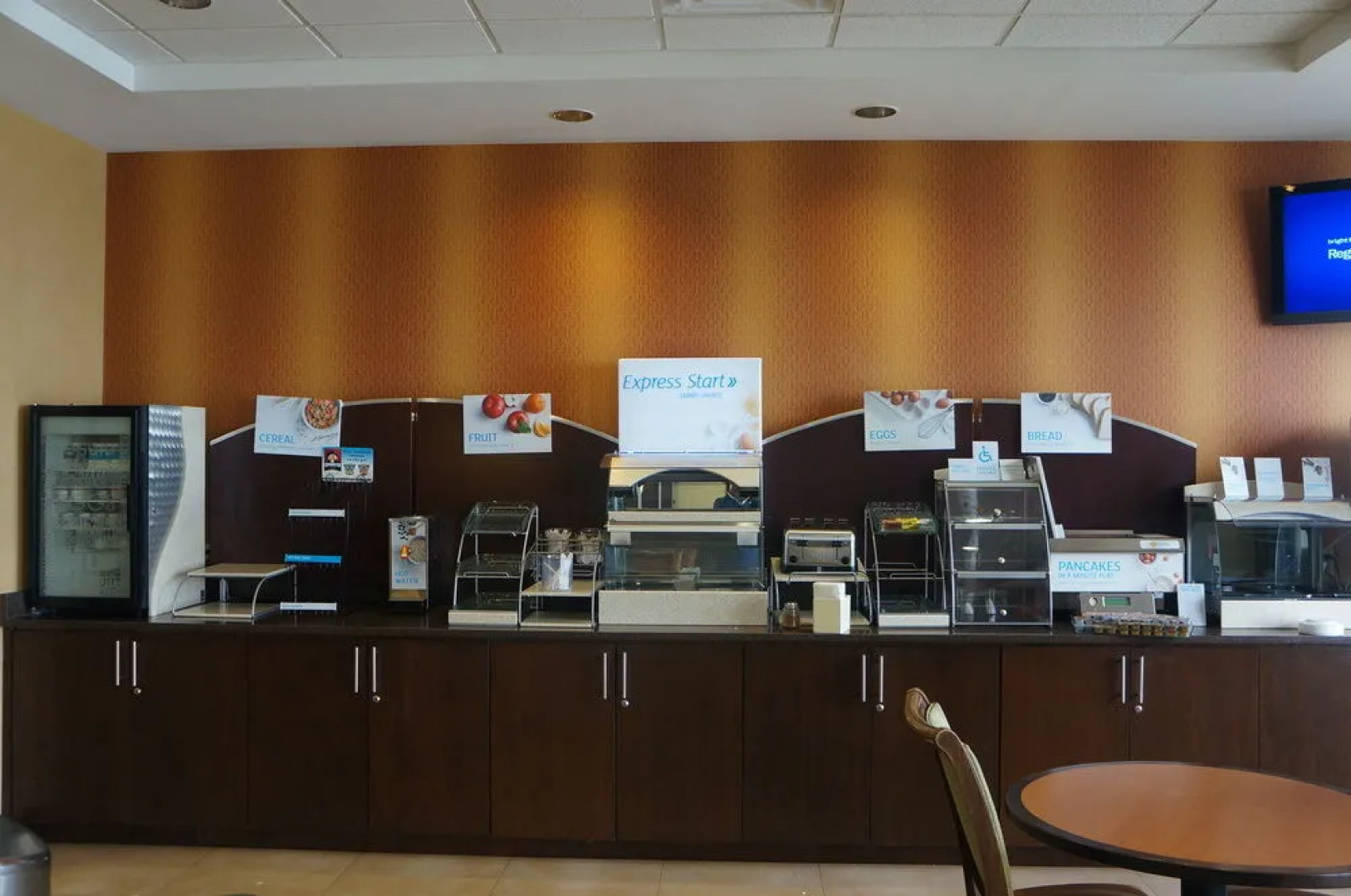 Holiday Inn Express Hotel & Suites Oceanfront Daytona Beach Shor