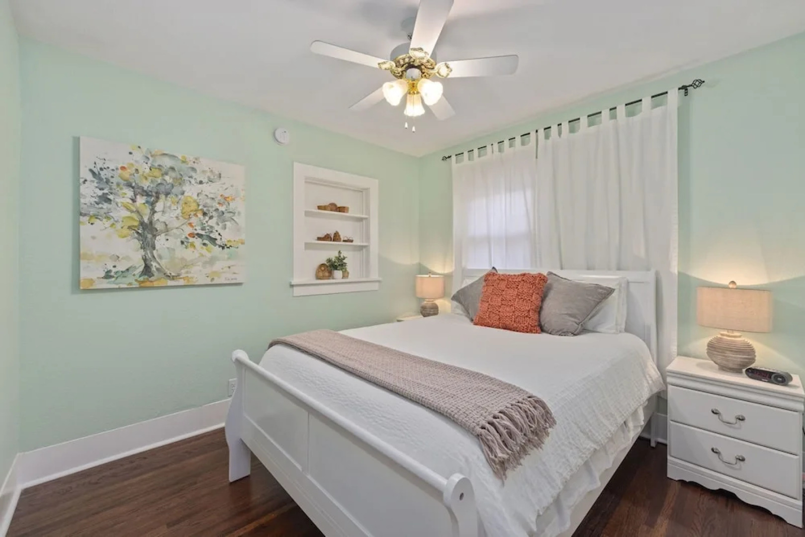 Cozy Home in Downtown Loveland W/ Free Bikes!