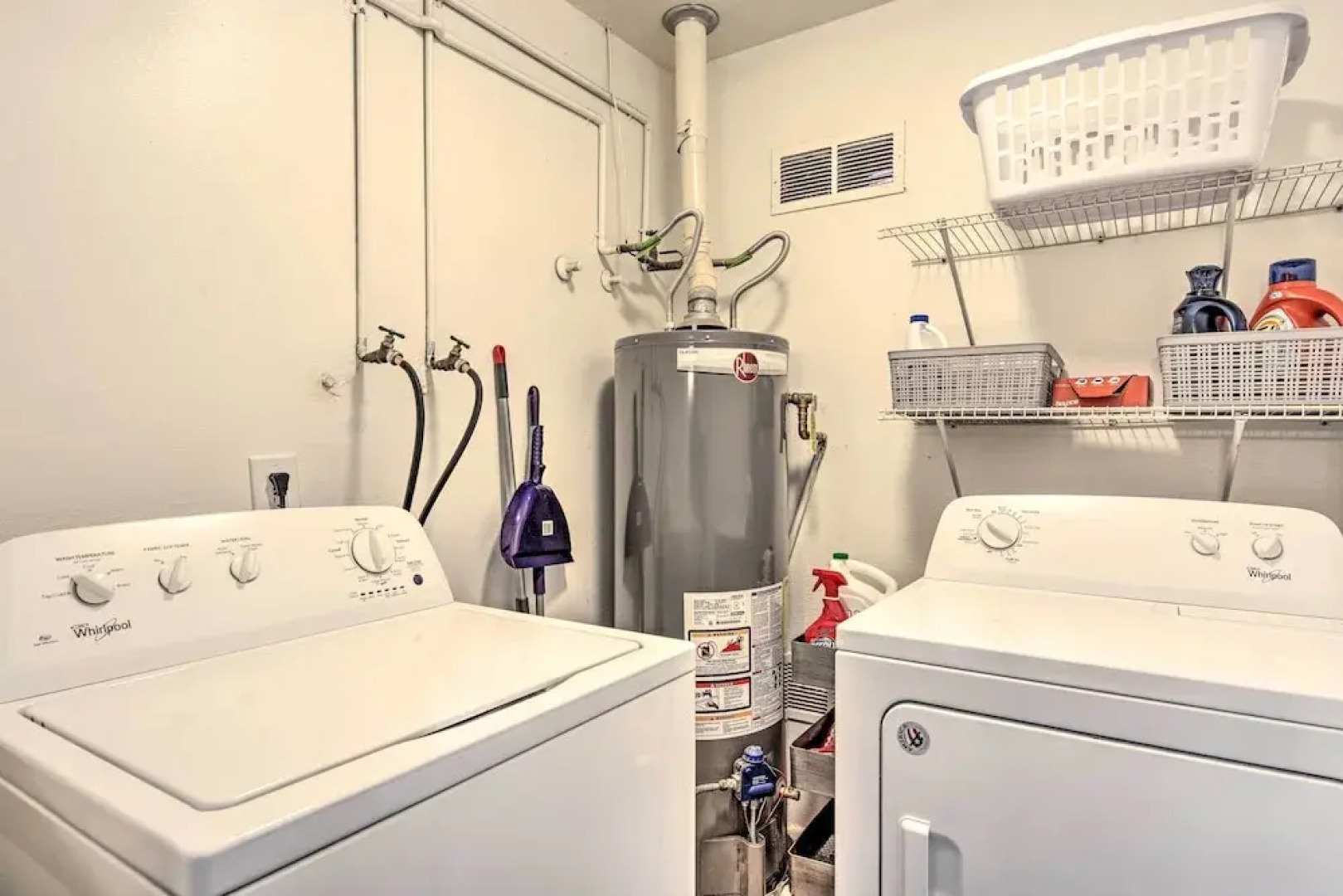 3 Mi to Asu: Home w/ Pool & Grill in Tempe!