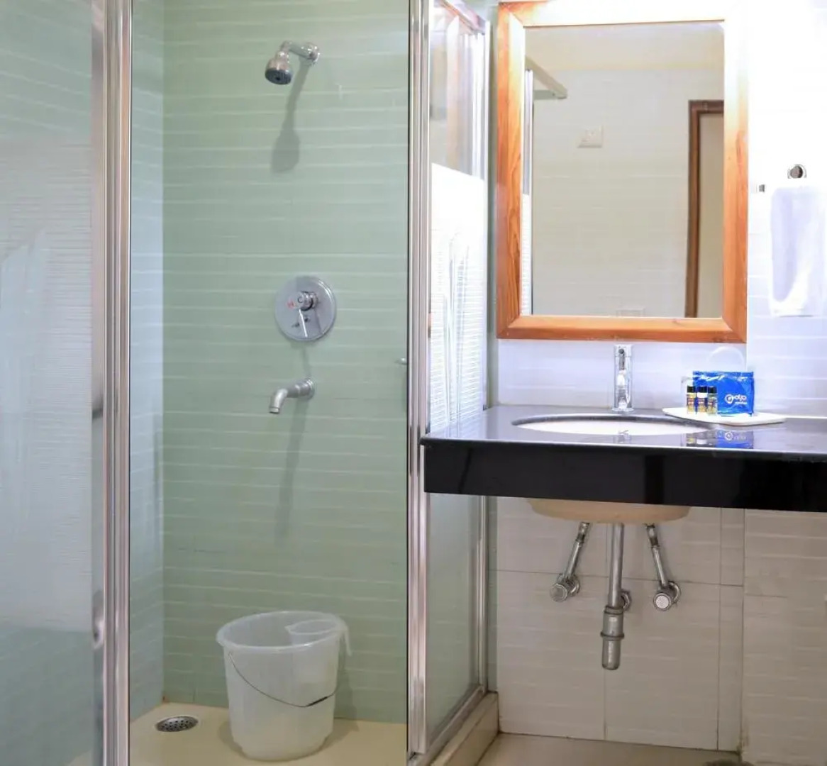 OYO 3140 Classic Residency