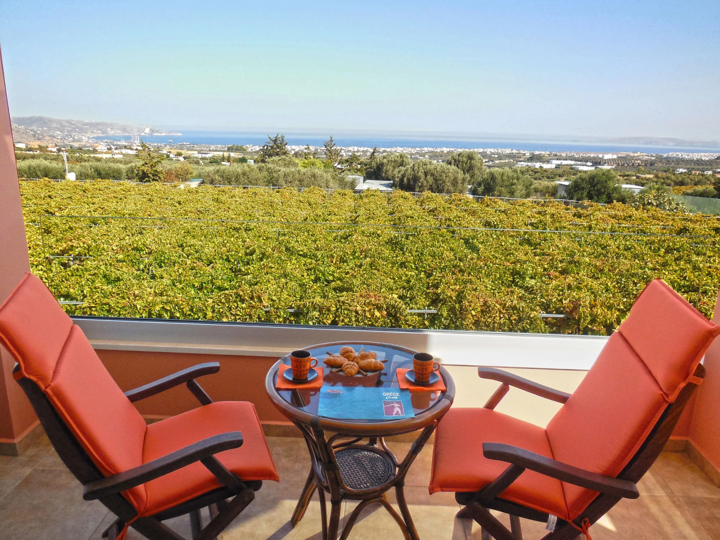 Cretan Vineyard Hill Villa Private Pool, Panoramic View, Beautiful Vineyard