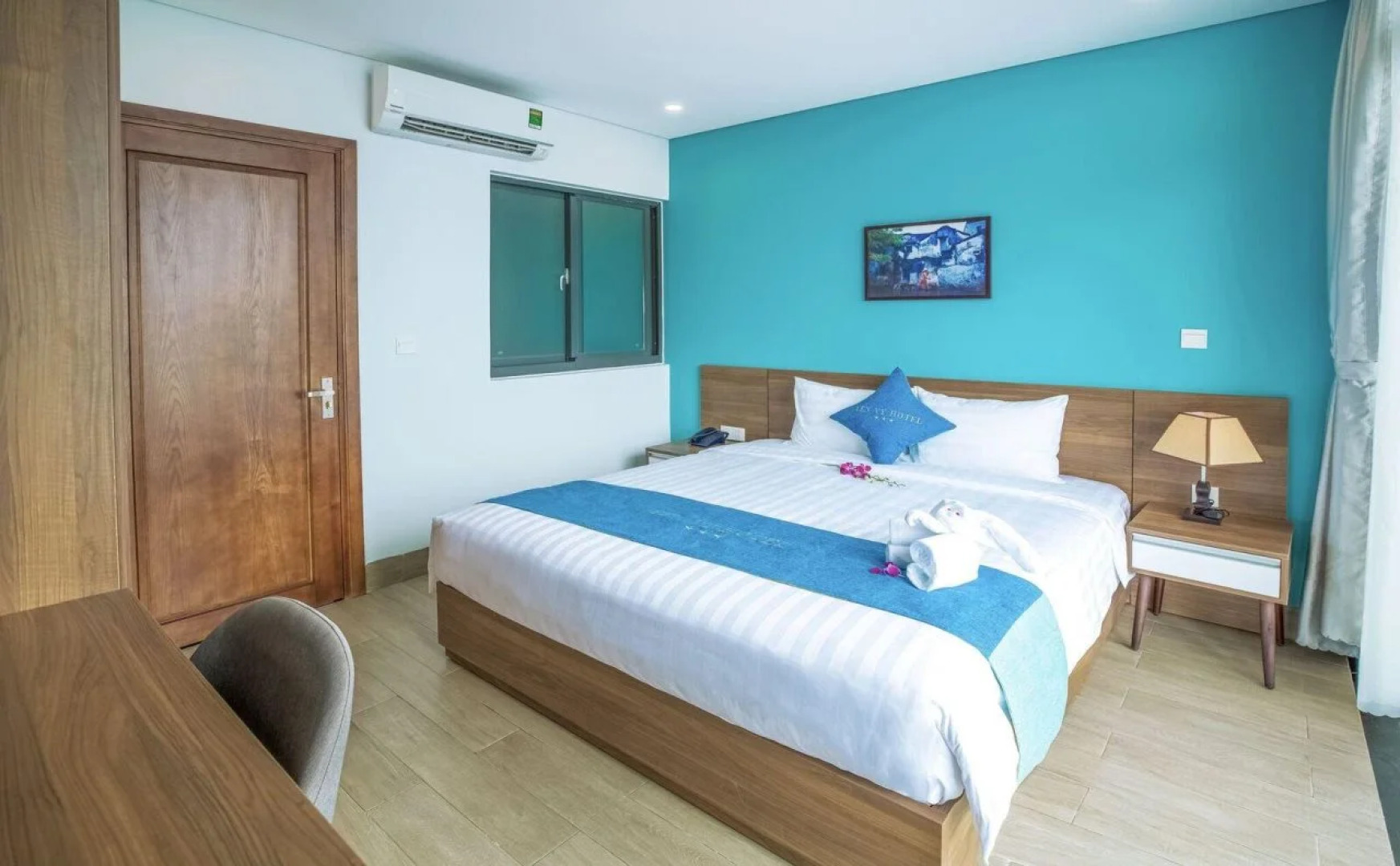 Yen Vy Hotel & Apartment