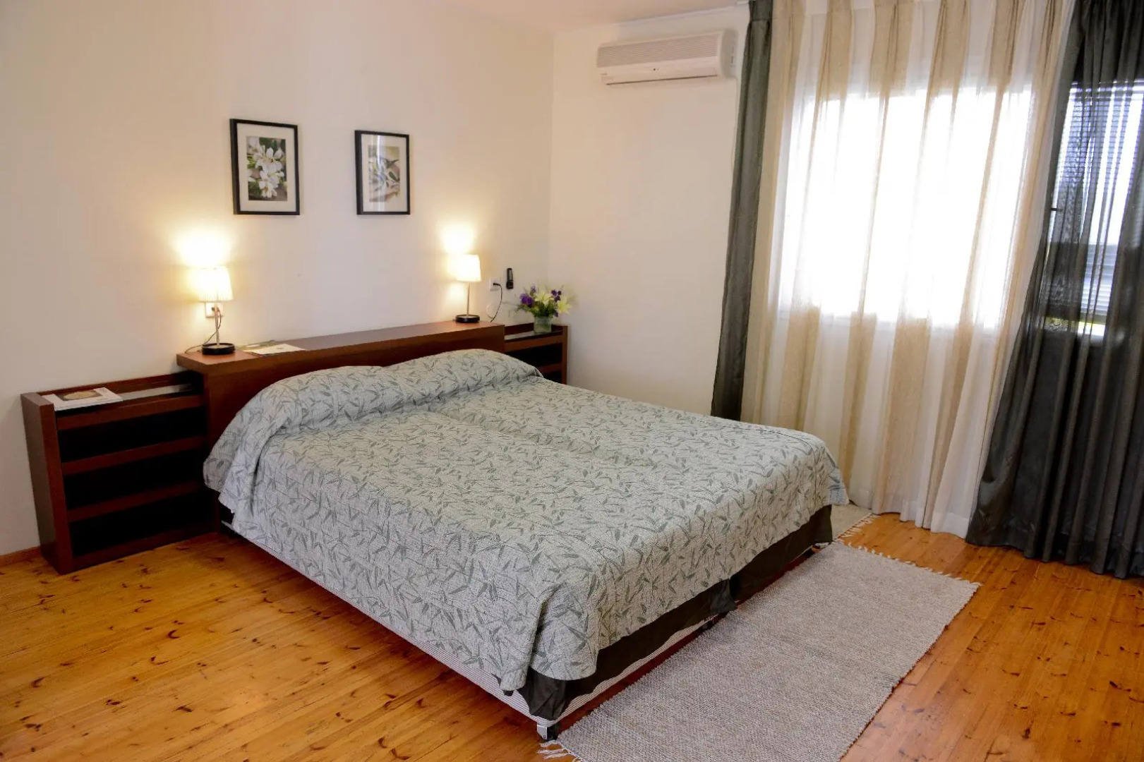 Logos hotel in Yad Hashmona