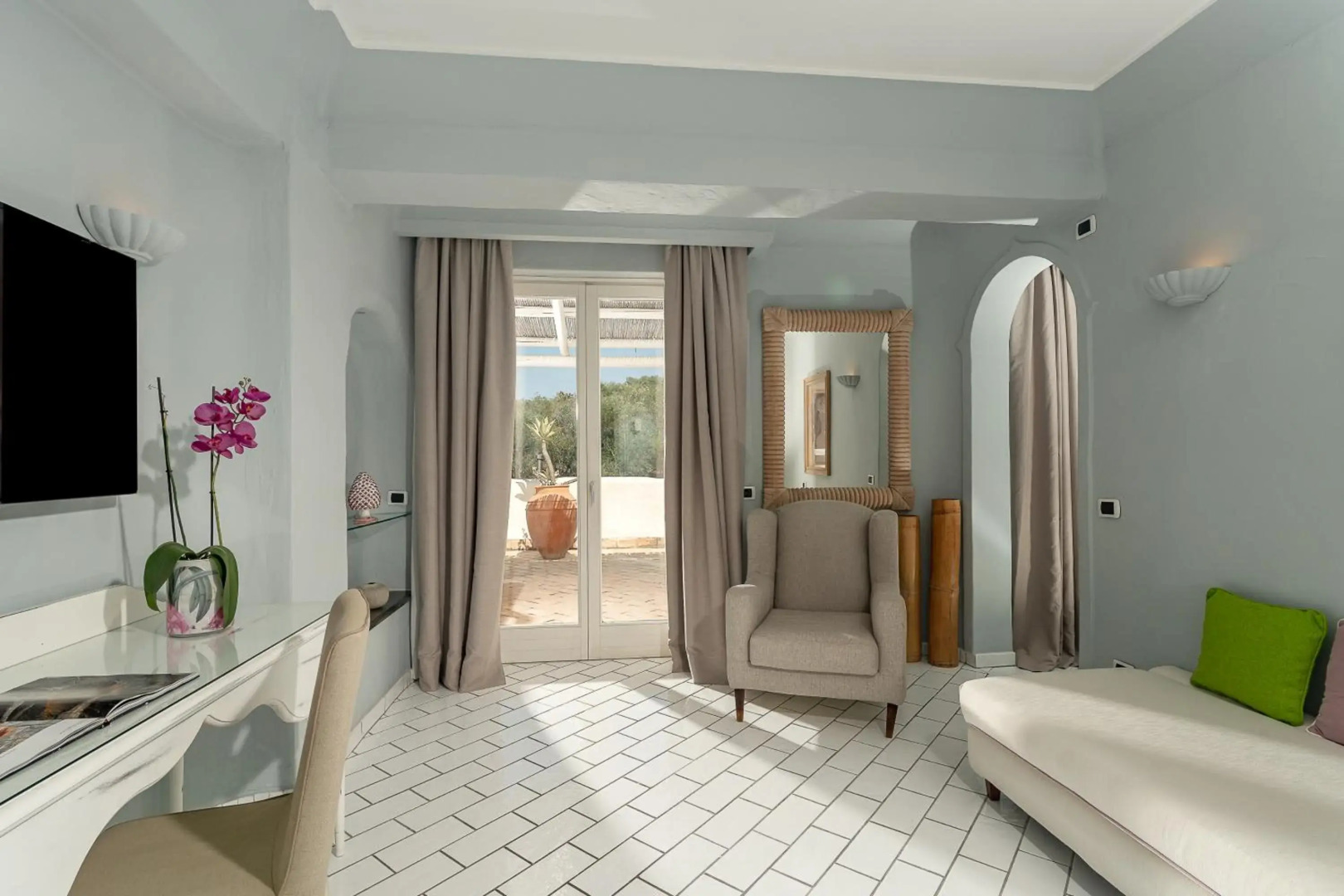 Therasia Resort Sea & Spa - The Leading Hotels of the World