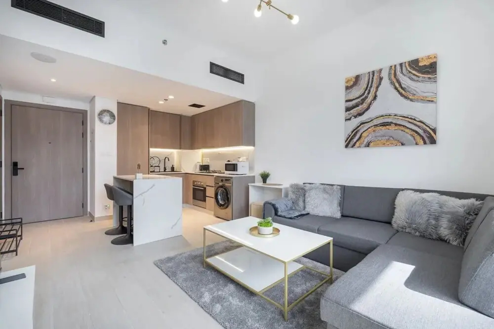 Brand New Building Czechin Studio City