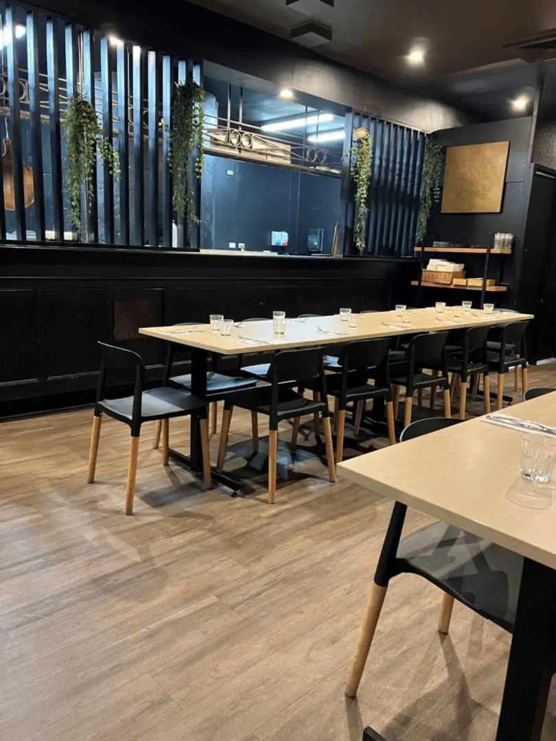 Star Bar Cafe & Hotel