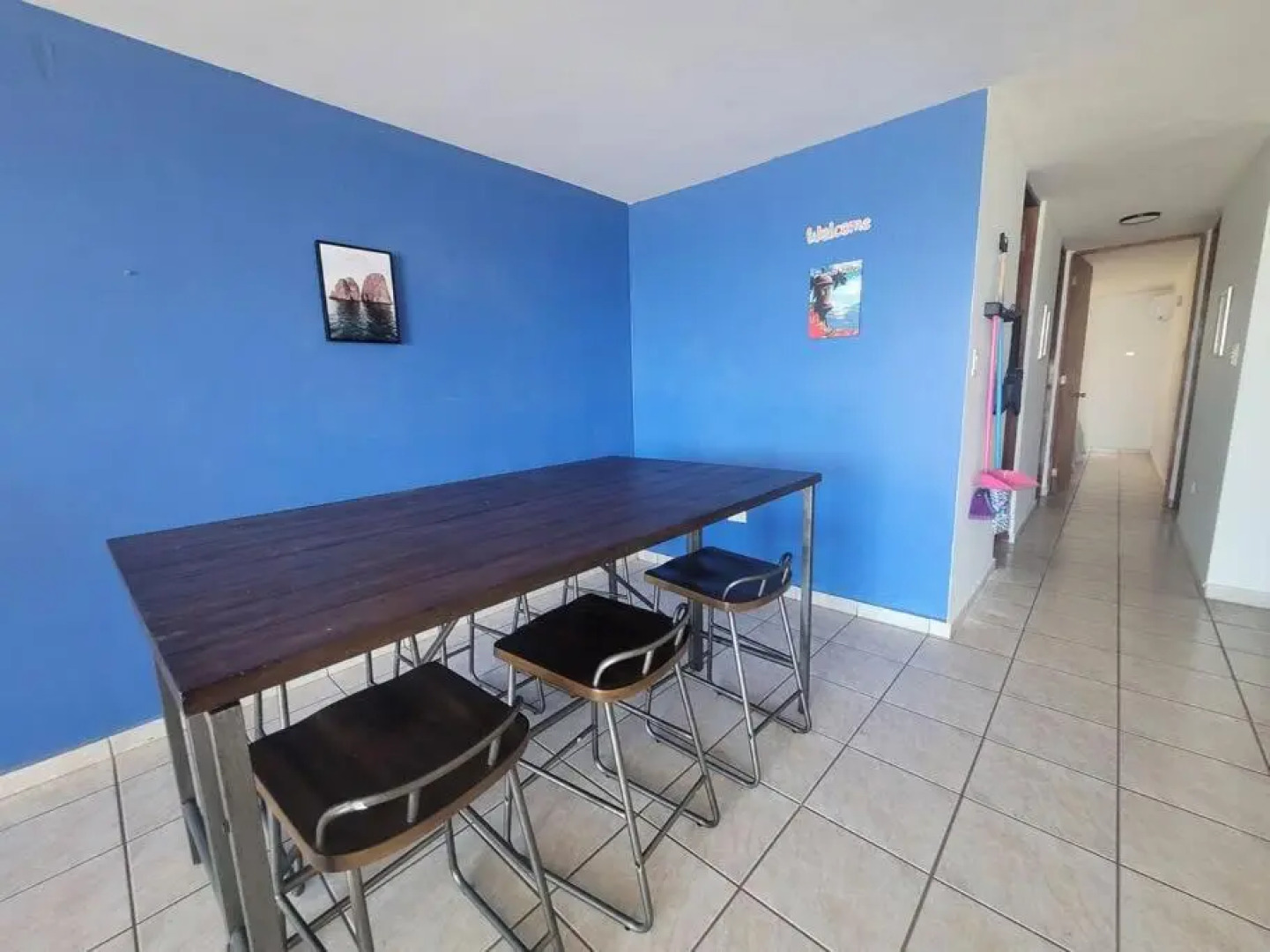 Peaceful ocean front home near Rainforest & rivers 102