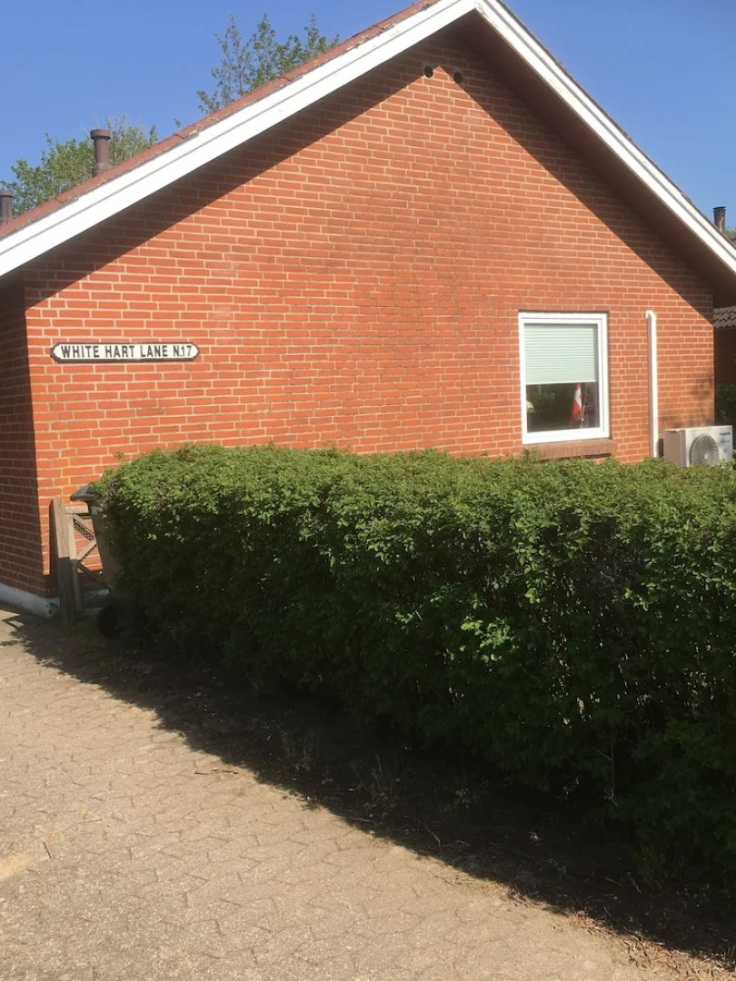 White Hart Lane House