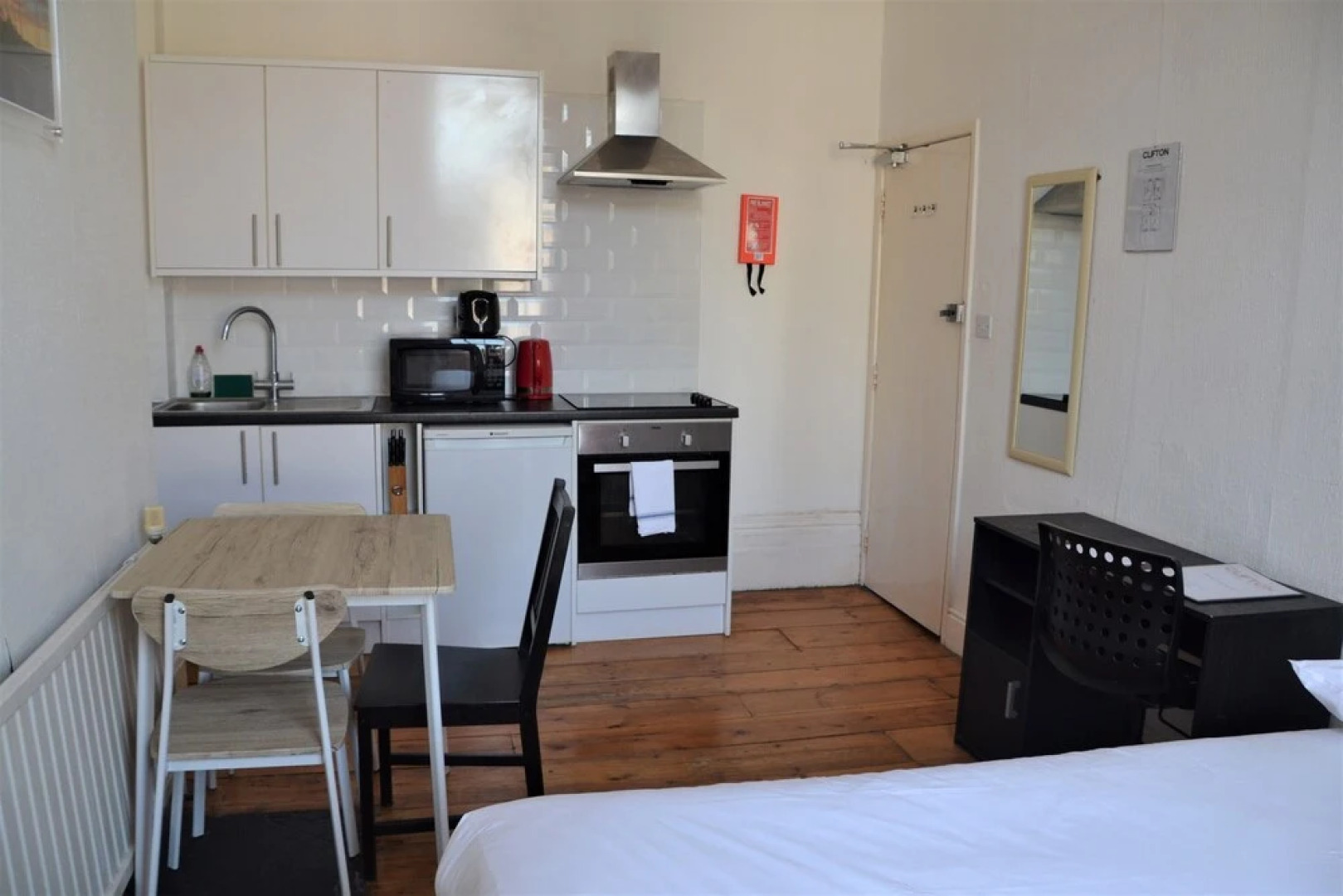 Arlington Villas Townhouse by Clifton Short Lets