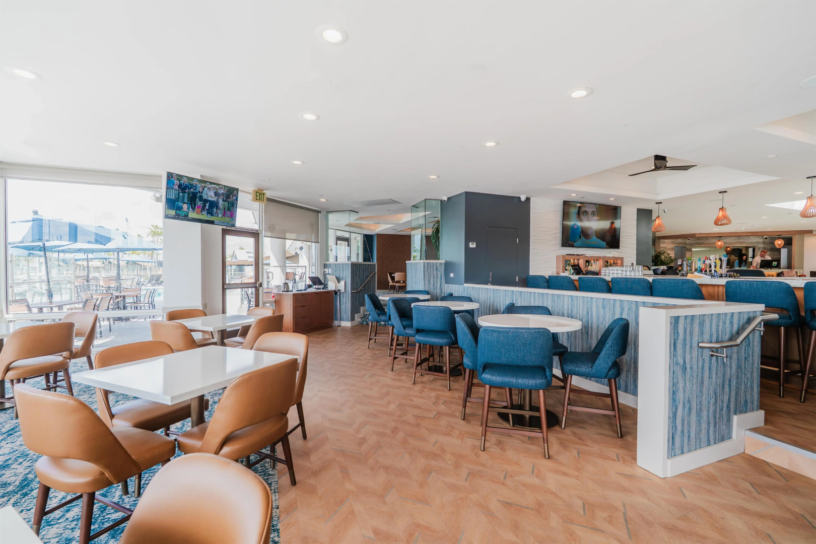 Bay Club Hotel & Marina