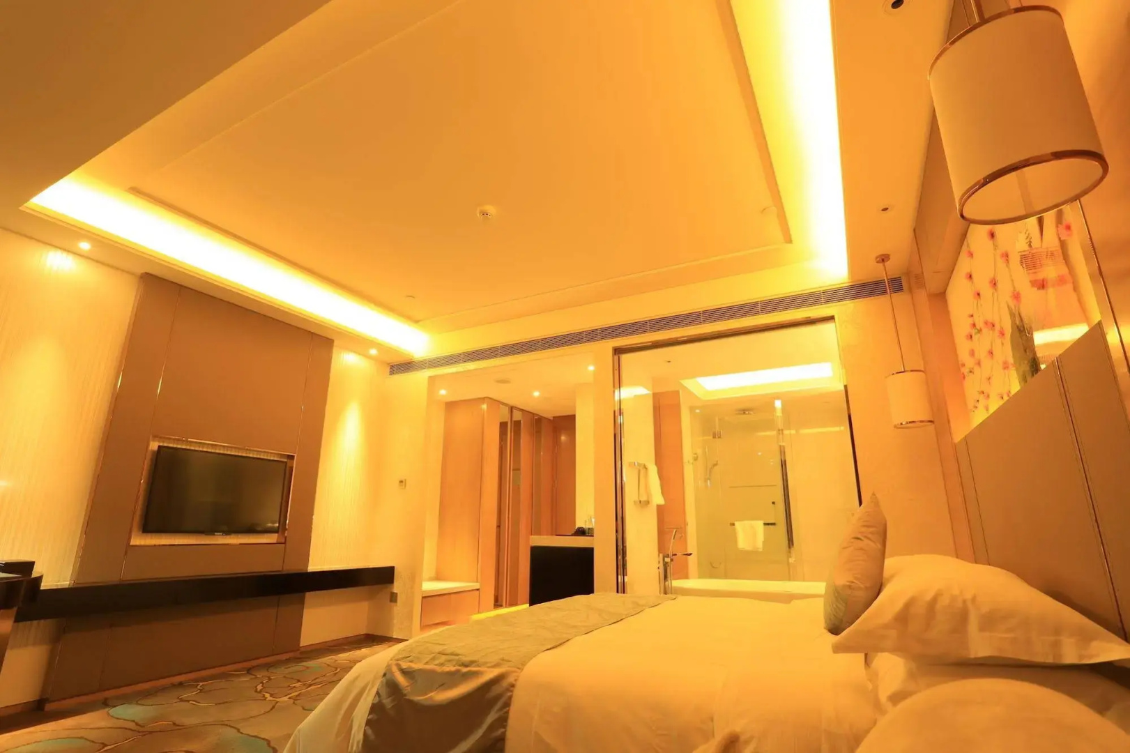 Ramada Yiyang Taojiang