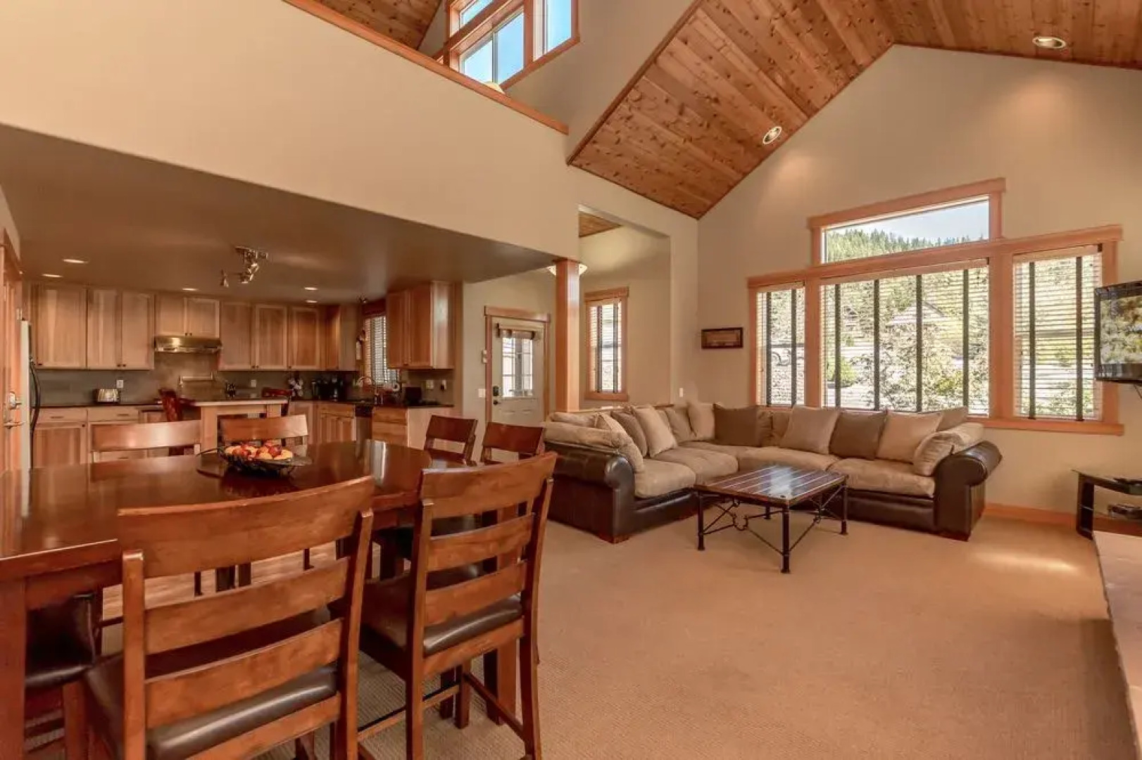 Roslyn Hideaway By Redawning