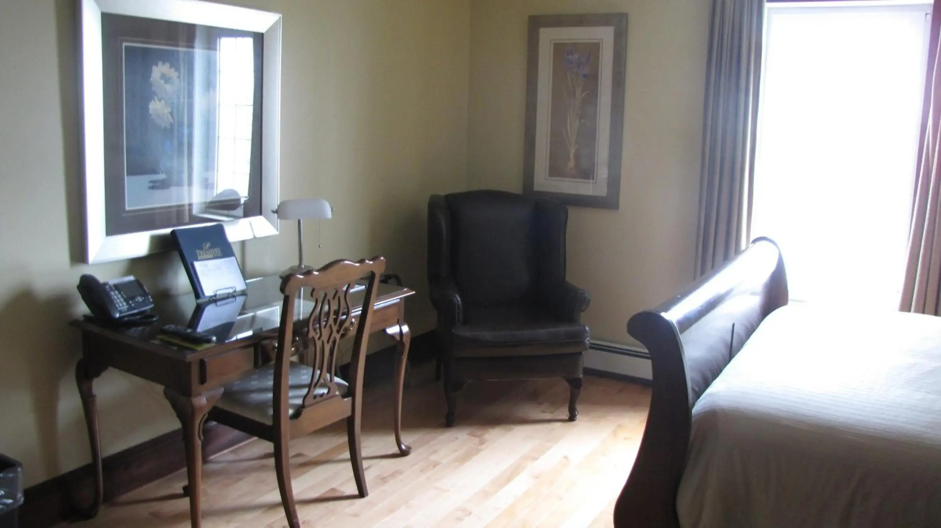 Spanish Bay Inn, CANADA