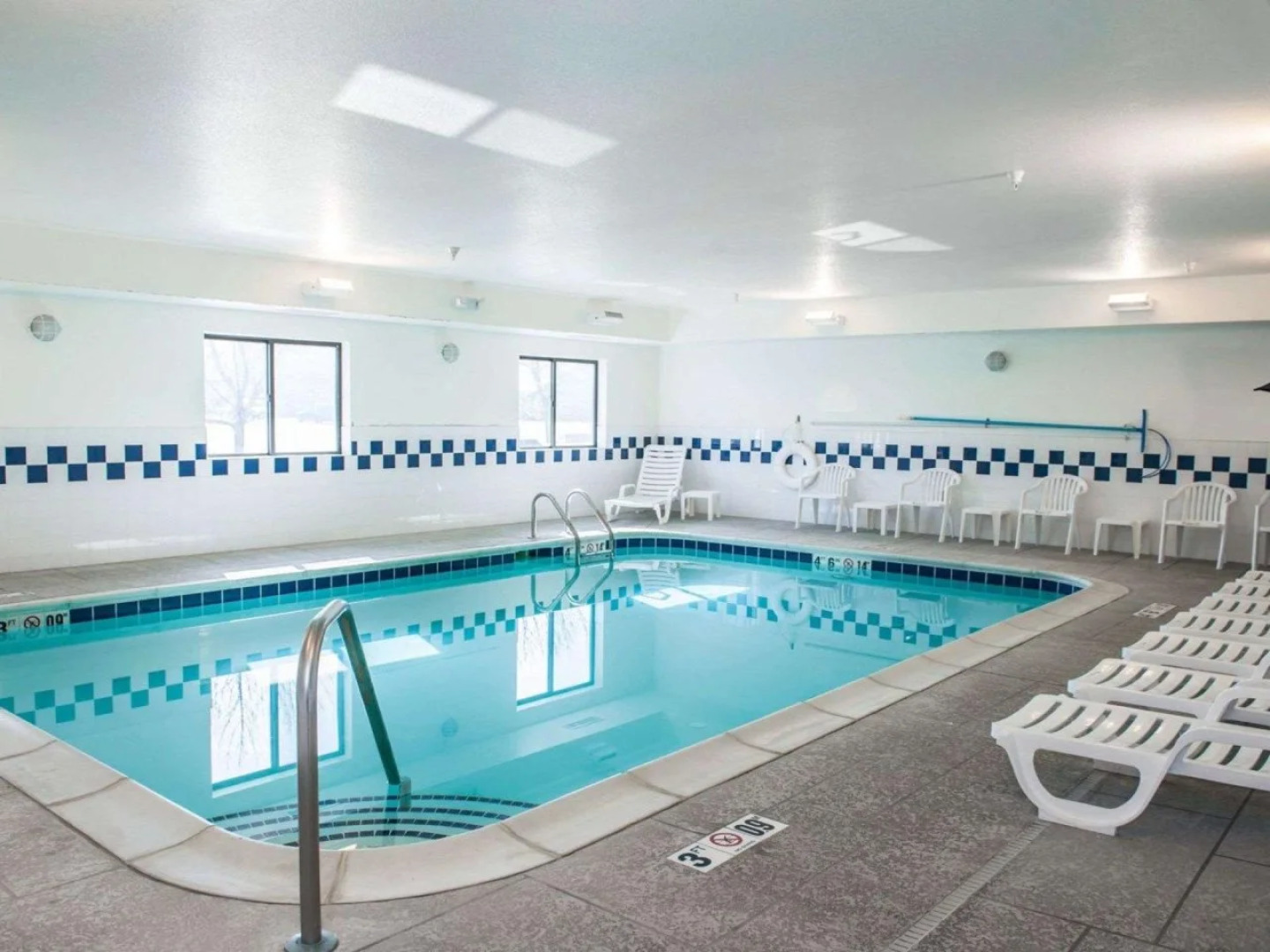 Comfort Inn & Suites Muncie Near University