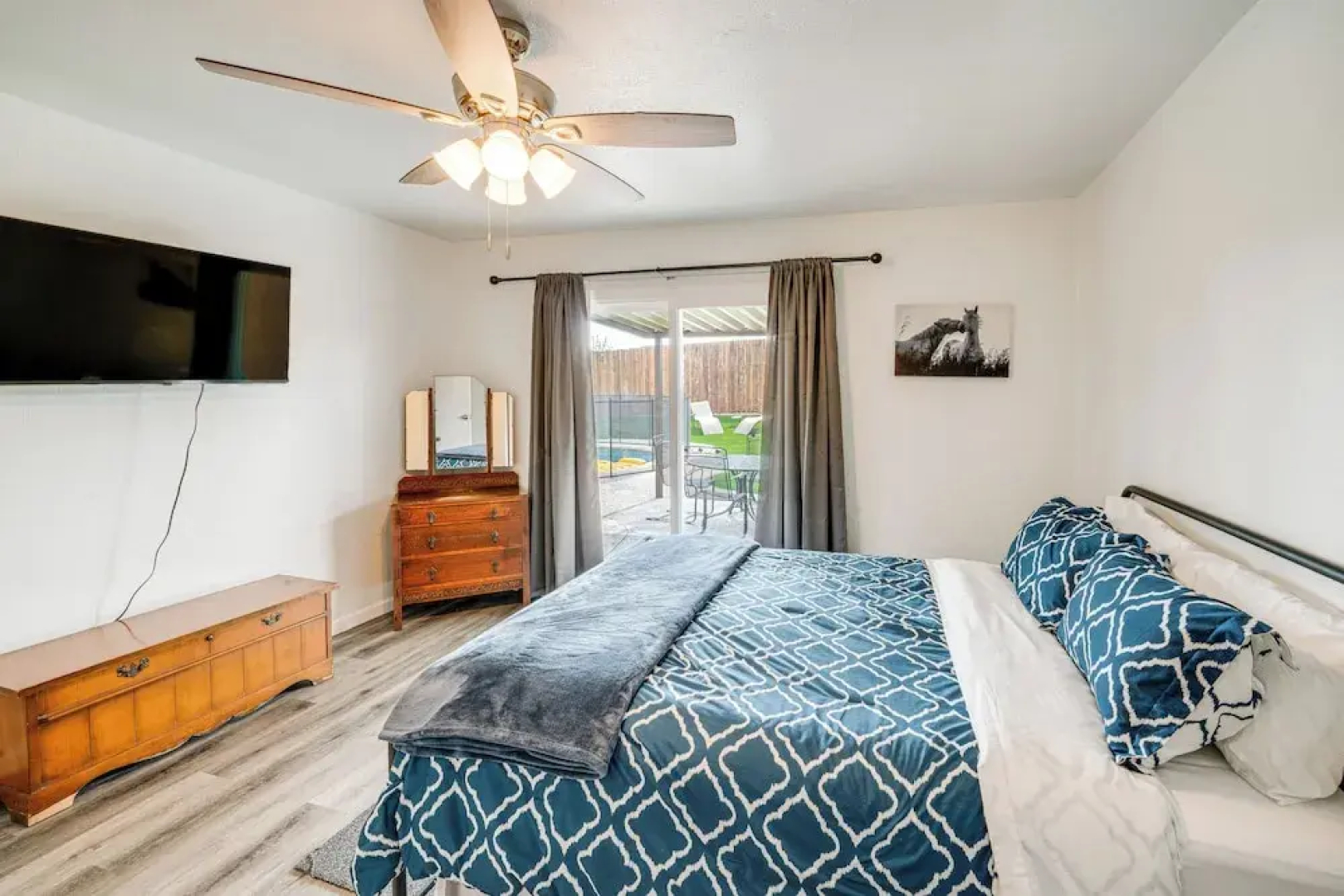 Game Room & Pool: Family Home in The Colony!