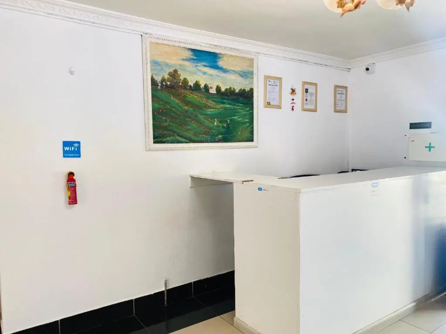 Airport Doozy Guest House