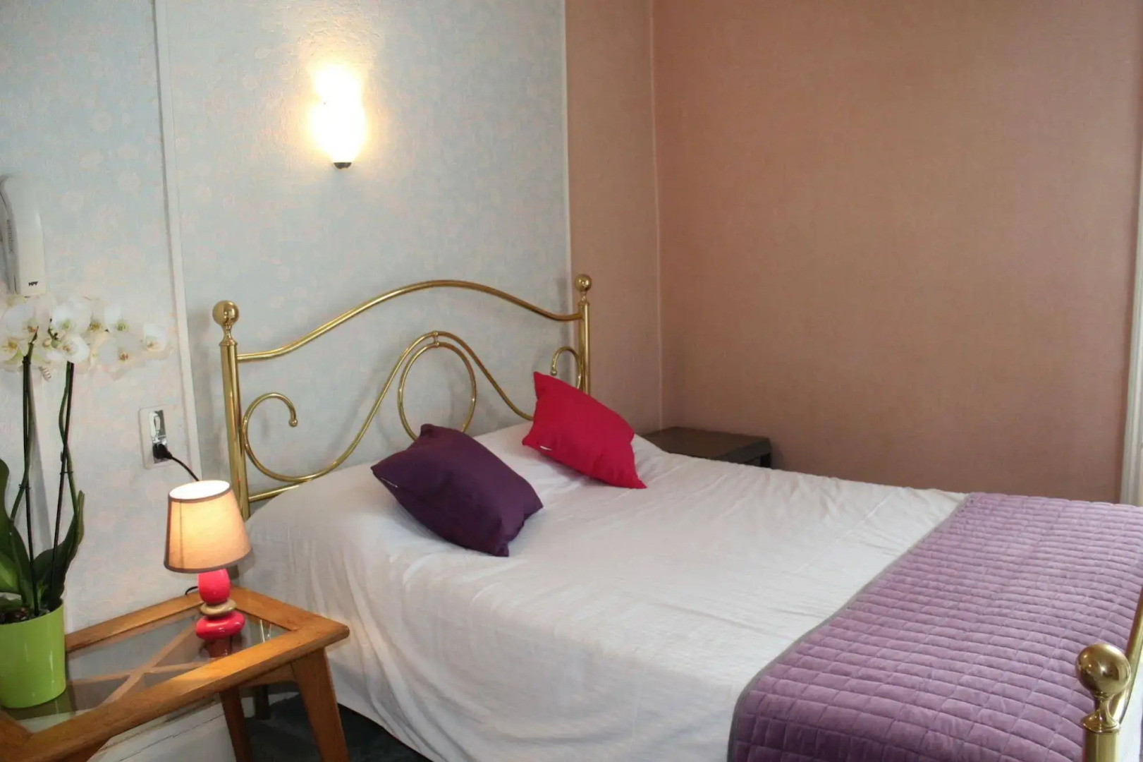 Enzo Hotels Contrexéville